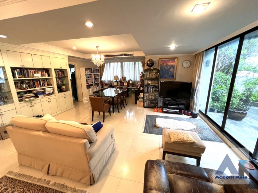 Duplex Condo |  3 Bedrooms  Condominium For Sale in Sukhumvit, Bangkok  near BTS Phrom Phong (AA41655)