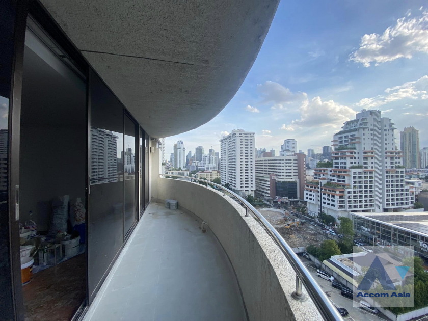 Big Balcony |  2 Bedrooms  Condominium For Rent & Sale in Sukhumvit, Bangkok  near BTS Phrom Phong (AA41657)