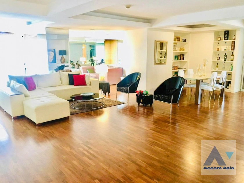 Fully Furnished |  3 Bedrooms  Condominium For Sale in Sukhumvit, Bangkok  near BTS Phrom Phong (AA41670)