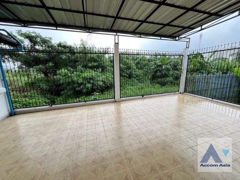 15  5 br House For Rent in pattanakarn ,Bangkok  AA41674