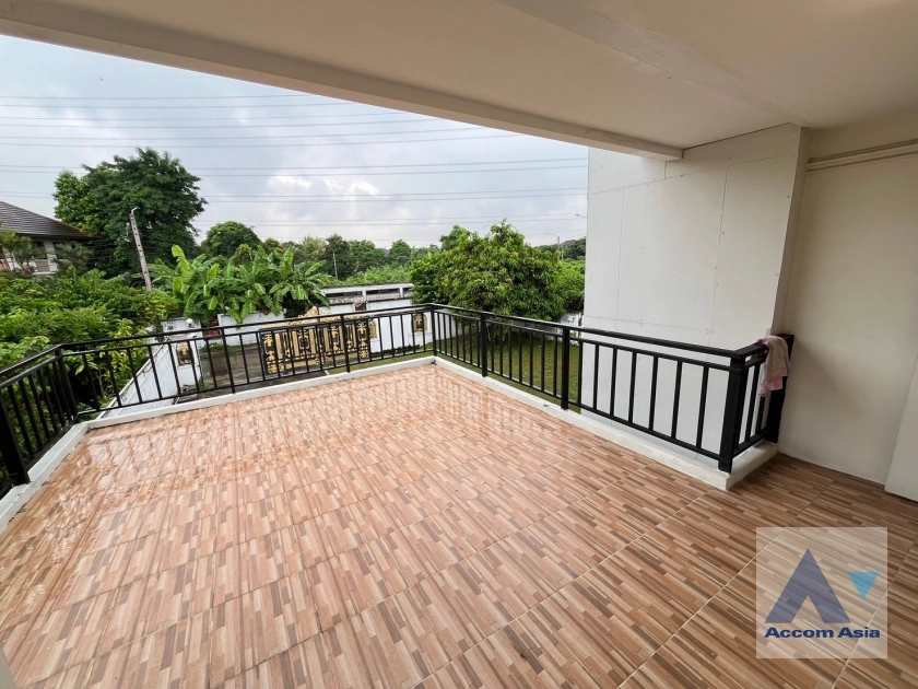 16  5 br House For Rent in pattanakarn ,Bangkok  AA41674