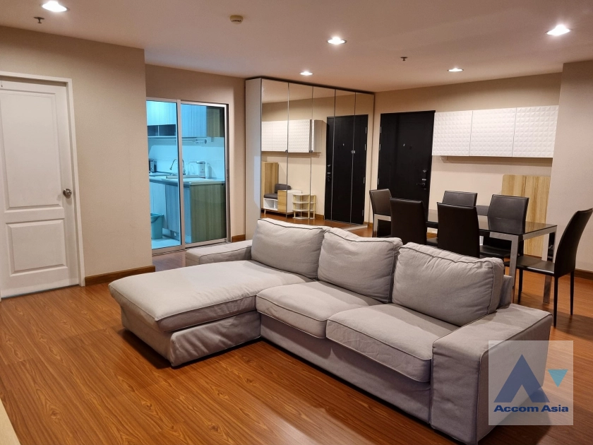  3 Bedrooms  Condominium For Rent in Ratchadapisek, Bangkok  near MRT Rama 9 (AA41677)