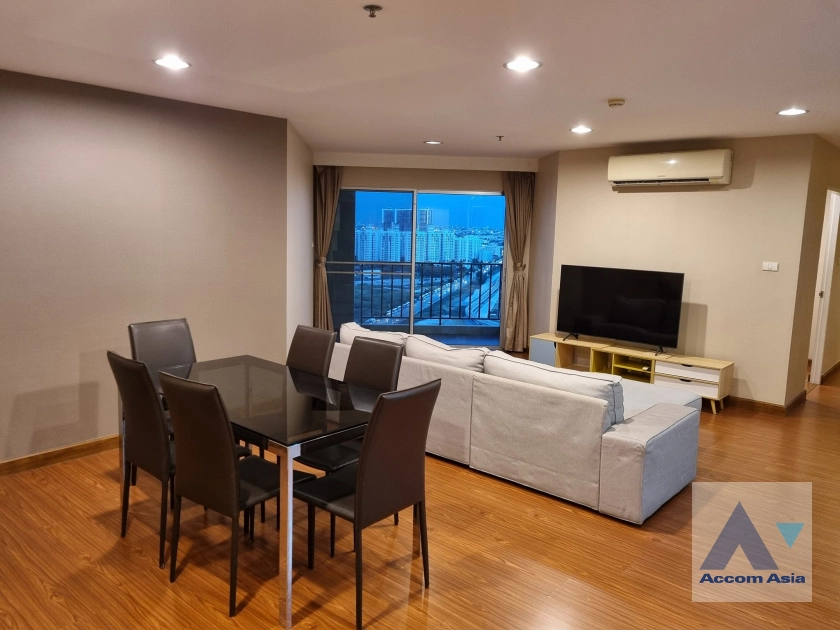  3 Bedrooms  Condominium For Rent in Ratchadapisek, Bangkok  near MRT Rama 9 (AA41677)