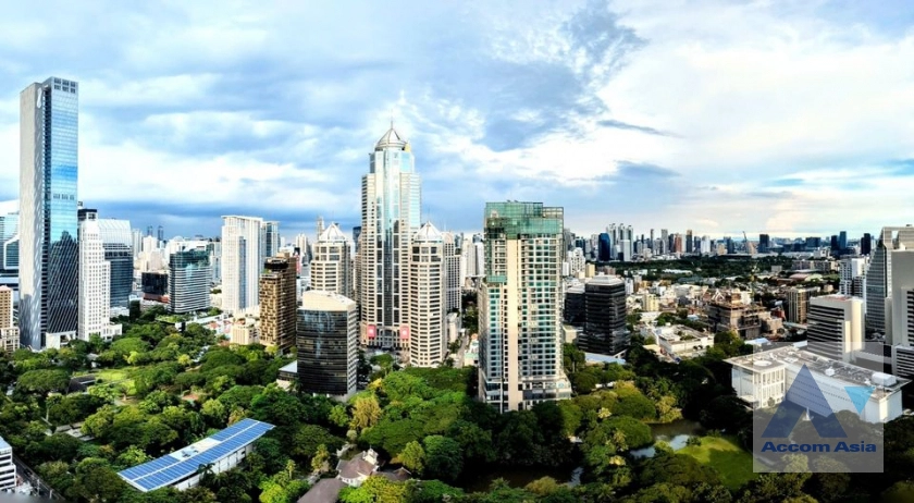 9  3 br Condominium For Sale in Ploenchit ,Bangkok BTS Chitlom at Sindhorn Residence AA41685