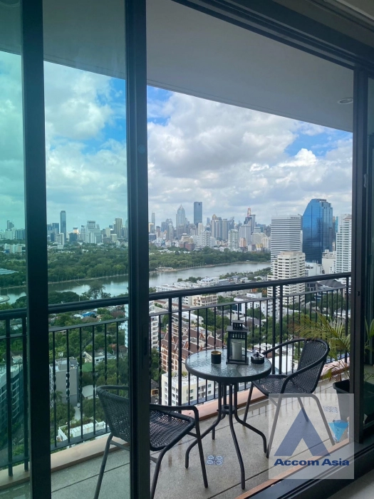 Pet friendly |  3 Bedrooms  Condominium For Rent in Sukhumvit, Bangkok  near BTS Phrom Phong (AA41690)