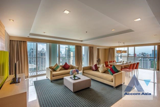 Penthouse |  3 Bedrooms  Condominium For Rent in Ploenchit, Bangkok  near BTS Chitlom (AA41691)