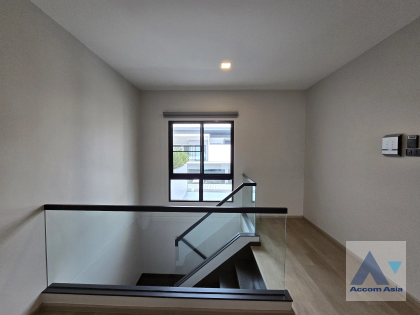 14  3 br Townhouse For Rent in Bangna ,Bangkok  at Vive Bangna km.7 AA41696