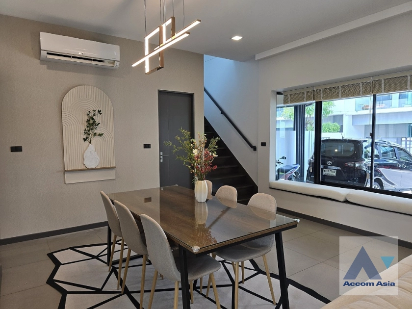 8  3 br Townhouse For Rent in Bangna ,Bangkok  at Vive Bangna km.7 AA41696