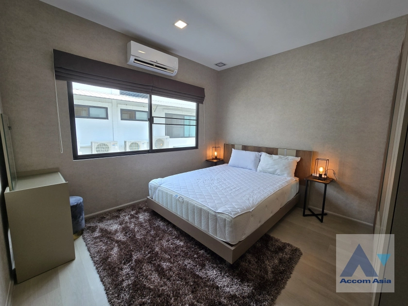 20  3 br Townhouse For Rent in Bangna ,Bangkok  at Vive Bangna km.7 AA41696