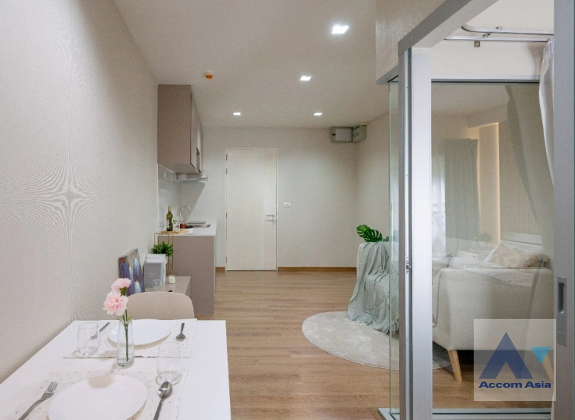  1 Bedroom  Condominium For Sale in Sukhumvit, Bangkok  near BTS Phrom Phong (AA41705)