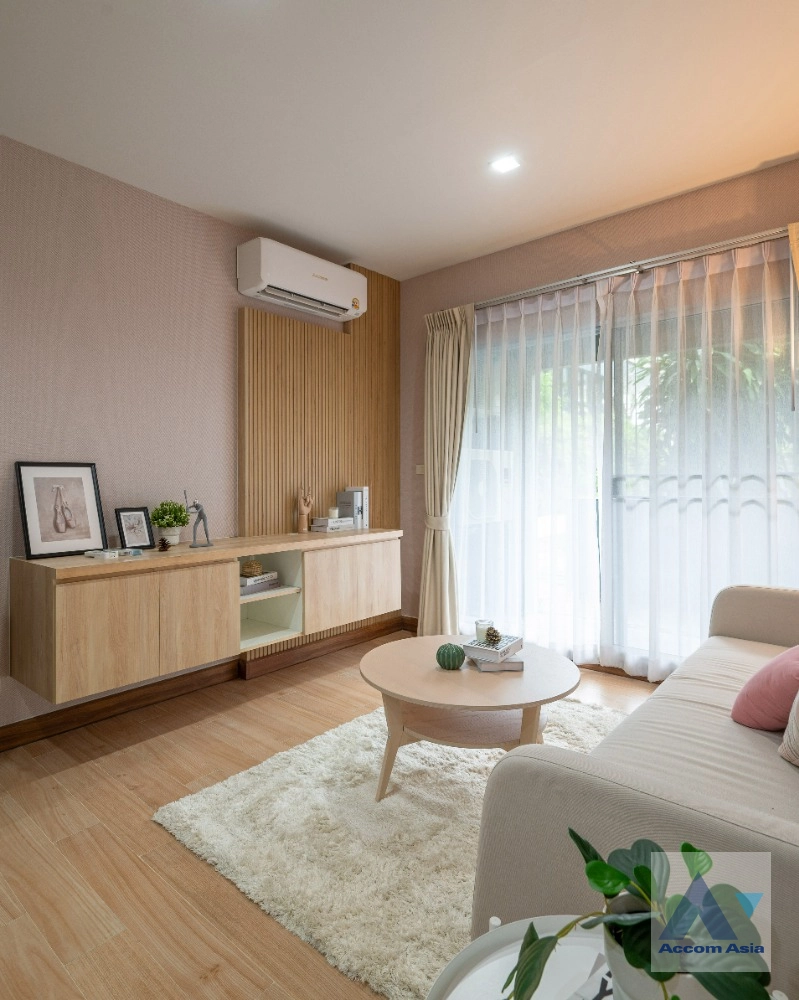 Newly renovated |  2 Bedrooms  Condominium For Sale in Sukhumvit, Bangkok  near BTS Phrom Phong (AA41706)