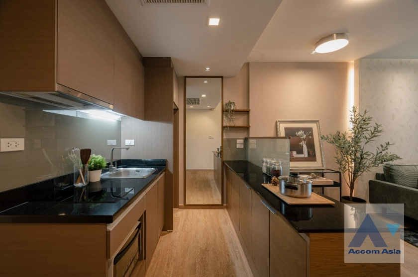 6  2 br Condominium For Sale in Sukhumvit ,Bangkok BTS Ekkamai at Issara at Sukhumvit 42 AA41708