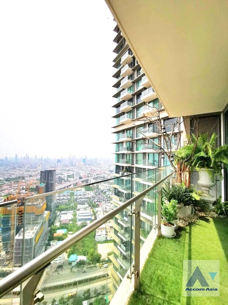 20  3 br Condominium For Sale in Charoenkrung ,Bangkok BRT Wat Dan at The Pano AA41714