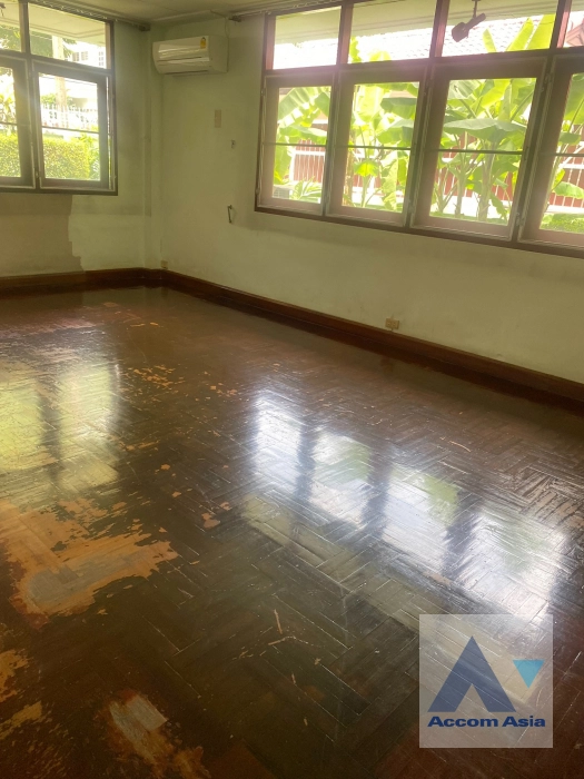 5  3 br House For Rent in sukhumvit ,Bangkok BTS Phrom Phong AA41731