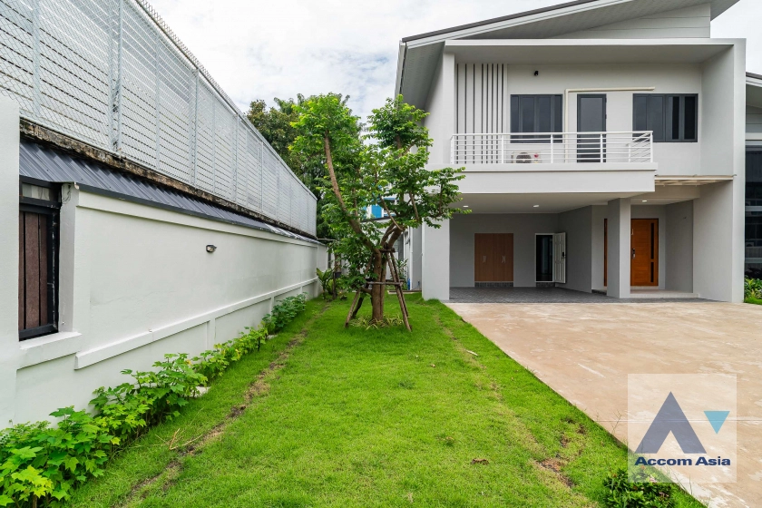 7  4 br House For Rent in New Phetchaburi ,Bangkok MRT Phetchaburi AA41732