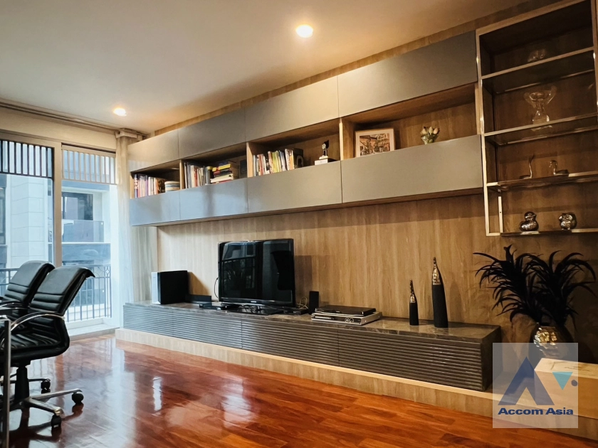 Home Office |  1 Bedroom  Condominium For Rent in Sukhumvit, Bangkok  near BTS Thong Lo (AA41734)