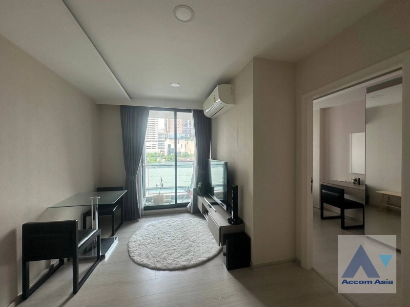  2 Bedrooms  Condominium For Sale in Sukhumvit, Bangkok  near BTS Thong Lo (AA41751)