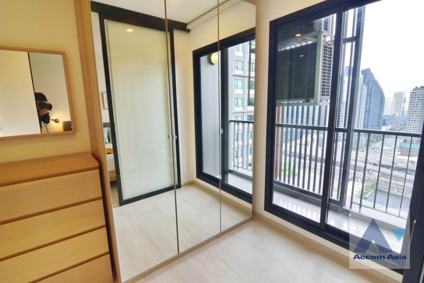 6  1 br Condominium For Rent in Ratchadapisek ,Bangkok BTS Asok at Life Asoke AA41756