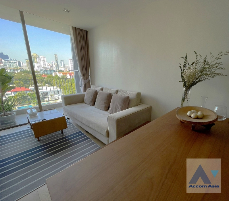 Pet friendly |  1 Bedroom  Condominium For Sale in Sukhumvit, Bangkok  near BTS Phrom Phong (AA41771)