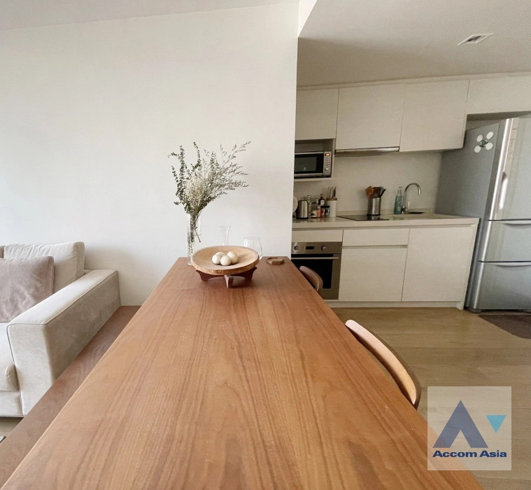 Pet friendly |  1 Bedroom  Condominium For Sale in Sukhumvit, Bangkok  near BTS Phrom Phong (AA41771)