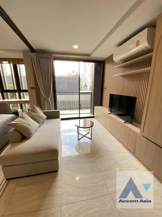  1 Bedroom  Condominium For Rent in Sukhumvit, Bangkok  near BTS Asok - MRT Sukhumvit (AA41777)