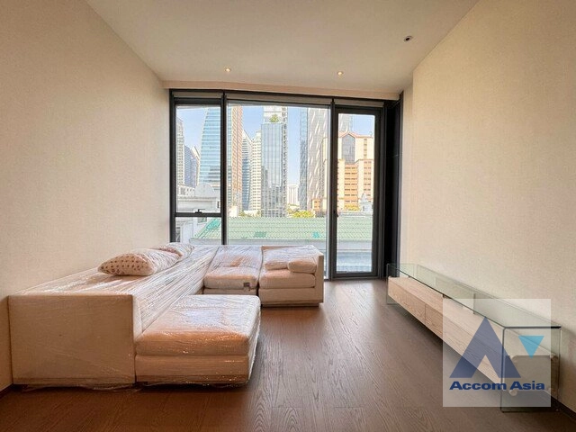  1 Bedroom  Condominium For Rent in Ploenchit, Bangkok  near BTS Chitlom (AA41781)