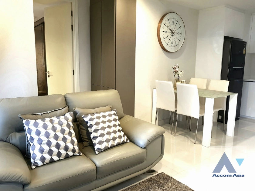  2 Bedrooms  Condominium For Rent in Sathorn, Bangkok  near BTS Chong Nonsi - BRT Arkhan Songkhro (AA41794)