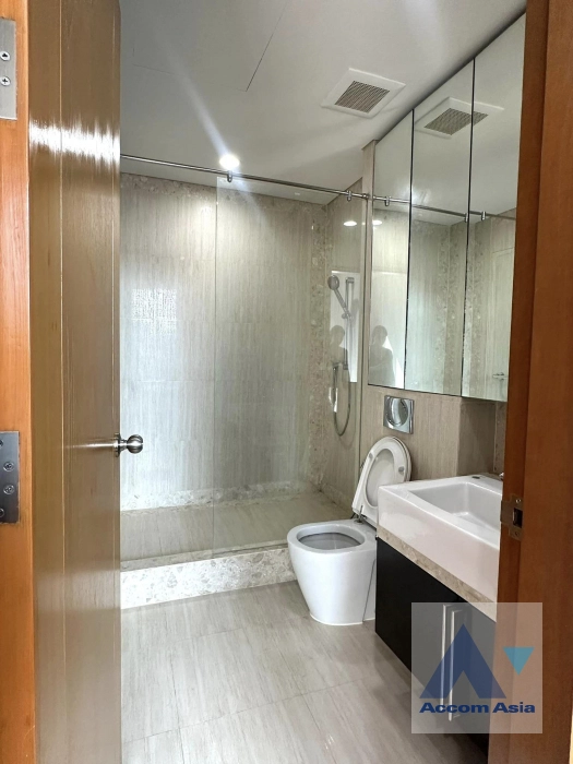 8  2 br Condominium For Rent in Ploenchit ,Bangkok BTS Chitlom at The Park Chidlom AA41799