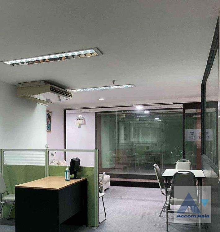 Office |  Office space For Sale in Ploenchit, Bangkok  near BTS Phaya Thai - ARL Phayathai (AA41808)