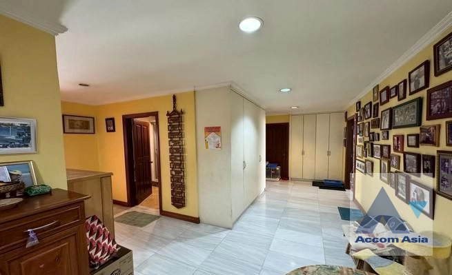 6  3 br Condominium For Sale in Pattanakarn ,Bangkok BTS On Nut at Baan Onnut AA41813