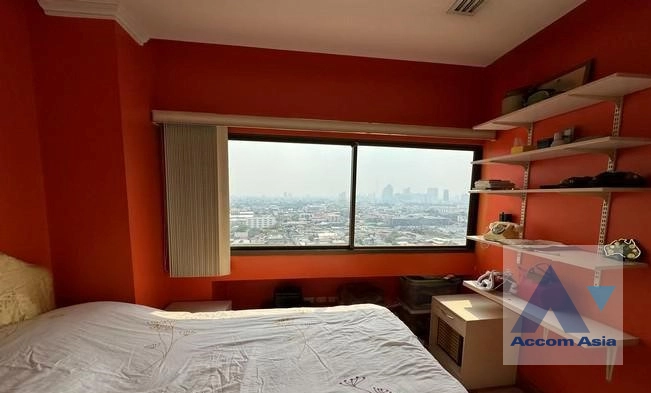 8  3 br Condominium For Sale in Pattanakarn ,Bangkok BTS On Nut at Baan Onnut AA41813