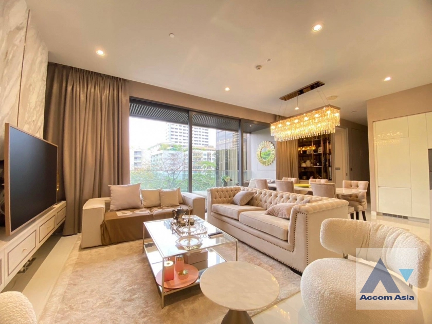  Vittorio Sukhumvit 39 Condominium  2 Bedroom for Rent BTS Phrom Phong in Sukhumvit Bangkok