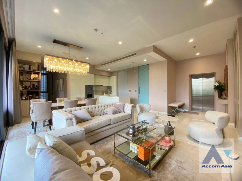  2 Bedrooms  Condominium For Rent in Sukhumvit, Bangkok  near BTS Phrom Phong (AA41817)