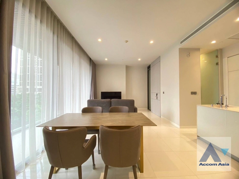  2 Bedrooms  Condominium For Rent in Sukhumvit, Bangkok  near BTS Phrom Phong (AA41819)