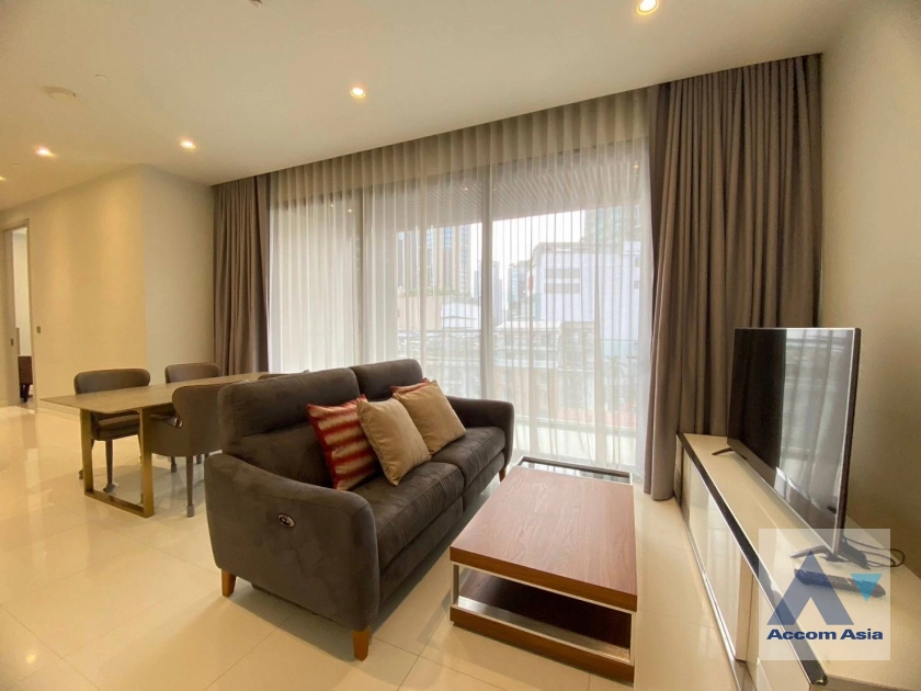  2 Bedrooms  Condominium For Rent in Sukhumvit, Bangkok  near BTS Phrom Phong (AA41819)