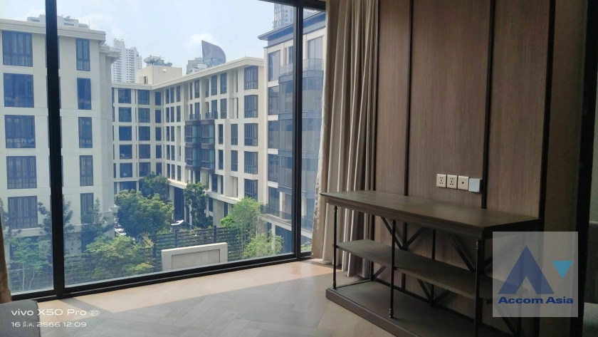  2 Bedrooms  Condominium For Rent in Sukhumvit, Bangkok  near BTS Ekkamai (AA41820)