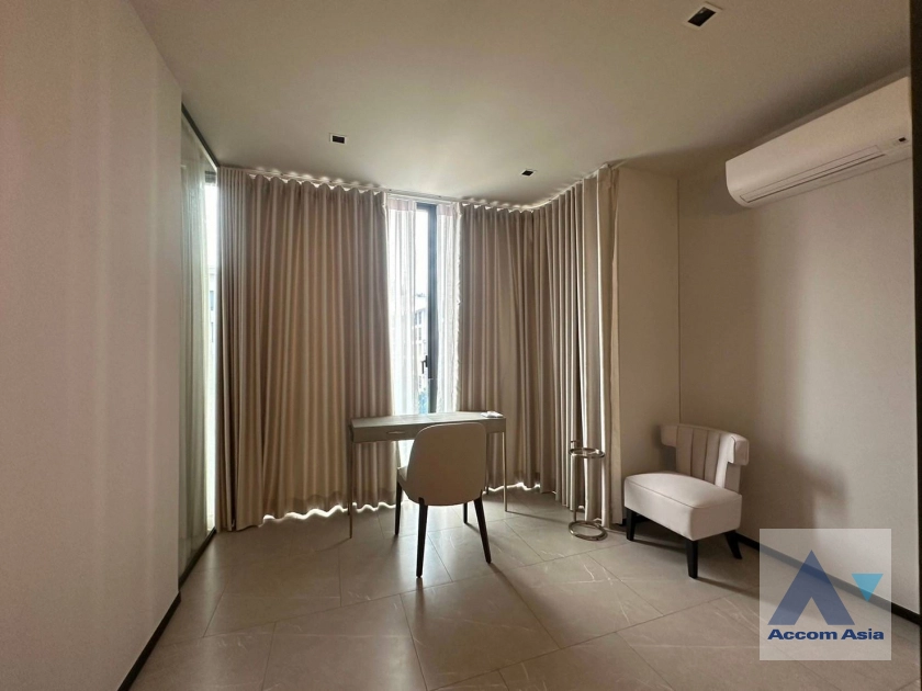 12  2 br Condominium For Rent in Sukhumvit ,Bangkok BTS Ekkamai at The Reserve 61 Hideaway AA41820