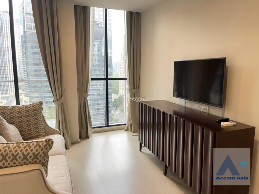  1 Bedroom  Condominium For Rent in Ploenchit, Bangkok  near BTS Ploenchit (AA41822)