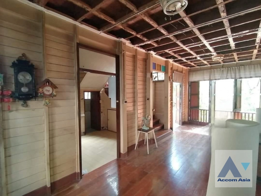 4  House For Rent in phaholyothin ,Bangkok BTS Ari AA41827