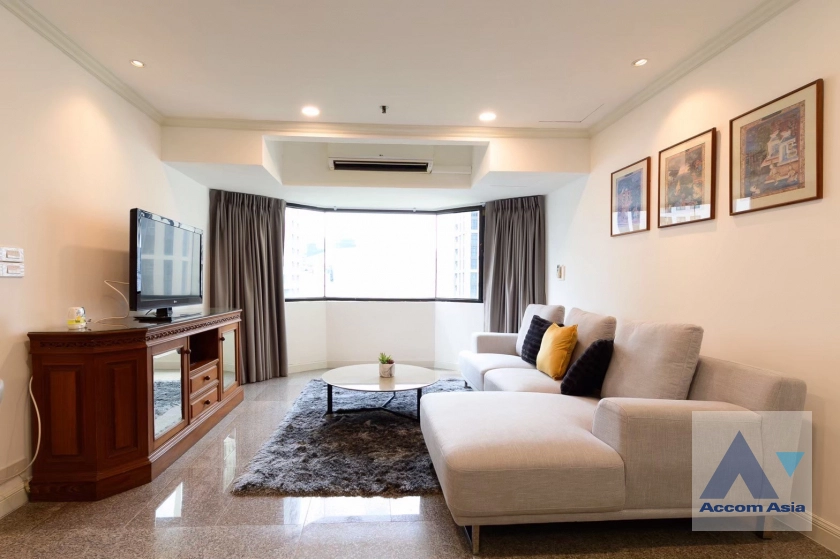  3 Bedrooms  Condominium For Rent in Sukhumvit, Bangkok  near BTS Phrom Phong (AA41828)