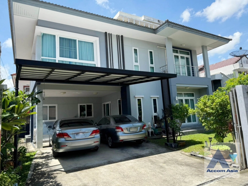 Home Office |  5 Bedrooms  House For Rent in Sukhumvit, Bangkok  near BTS Phra khanong (AA41850)