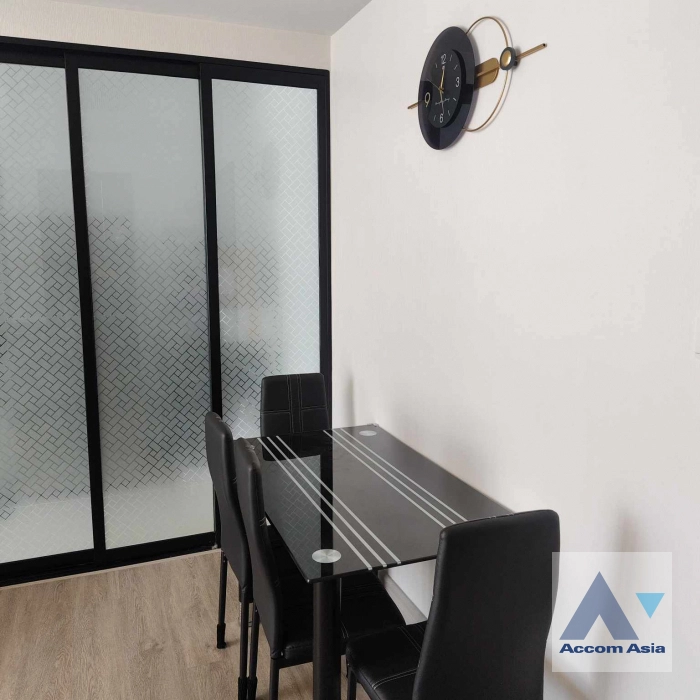  1 Bedroom  Condominium For Rent in Dusit, Bangkok  near BTS Victory Monument (AA41851)