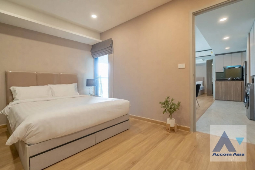 9  2 br Condominium For Rent in Ratchadapisek ,Bangkok MRT Phetchaburi - ARL Makkasan at LLOYD Soonvijai-Thonglor AA41854