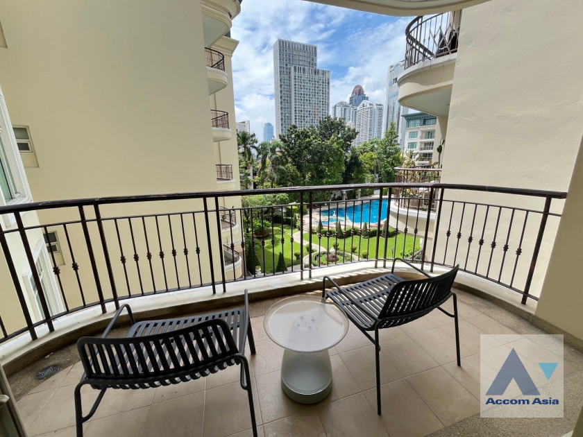 Fully Furnished, Garden View |  3 Bedrooms  Condominium For Rent in Sathorn, Bangkok  near MRT Lumphini (AA41857)