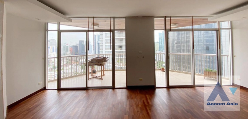  3 Bedrooms  Apartment For Rent in Sukhumvit, Bangkok  near BTS Asok - MRT Sukhumvit (AA41865)