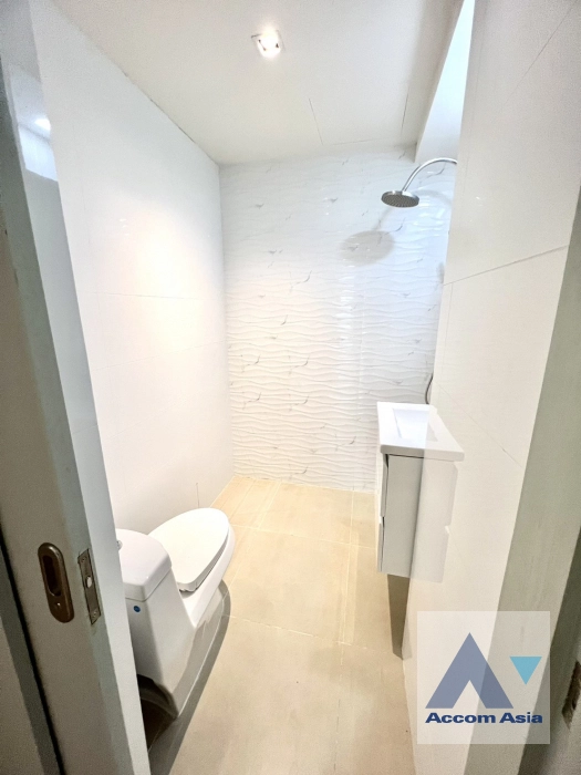 12  3 br Apartment For Rent in Sukhumvit ,Bangkok BTS Asok - MRT Sukhumvit at Newly Renovated AA41870