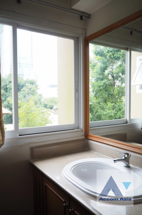 6  2 br Apartment For Rent in Ploenchit ,Bangkok BTS Ploenchit at Classic Elegance Residence AA41883