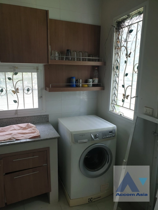 7  3 br House For Rent in Samutprakan ,Samutprakan  at Mantana Bangna KM.13 AA41886