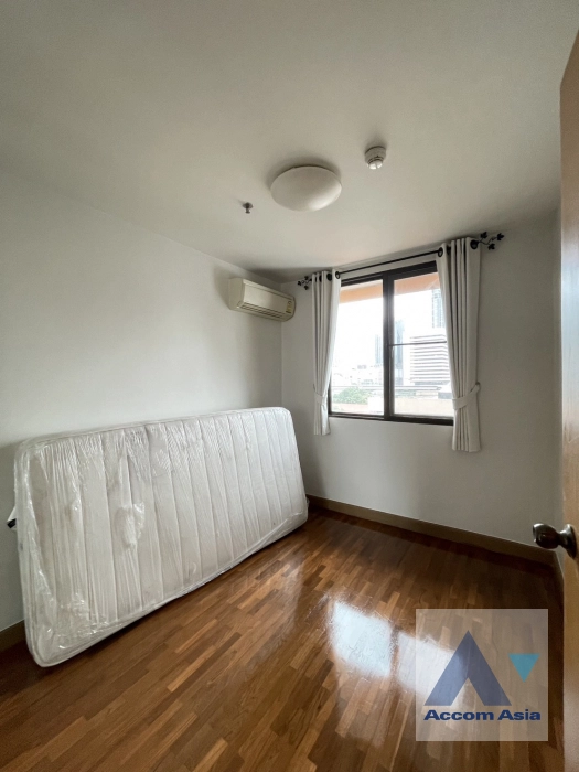 6  2 br Condominium For Rent in Ploenchit ,Bangkok BTS Chitlom at Baan Na Varang AA41887