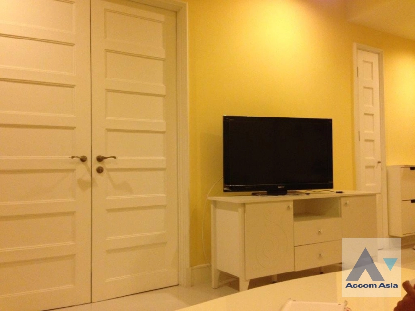 Pet friendly |  1 Bedroom  Condominium For Rent in Sukhumvit, Bangkok  near BTS Phrom Phong (AA41901)